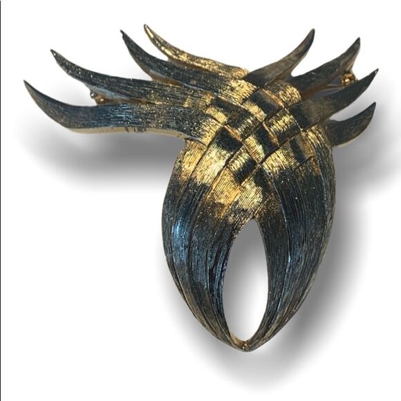 Mid Century Marcel Boucher for Avon of Belleville Woven Textured Goldtone Br… - Picture 3 of 9